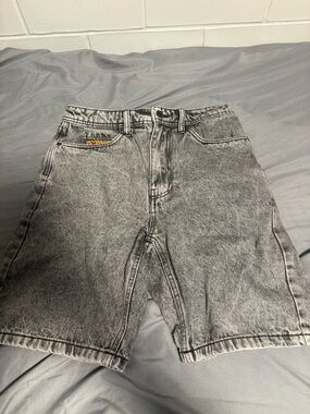 Empyre Grey Casual Jean Shorts